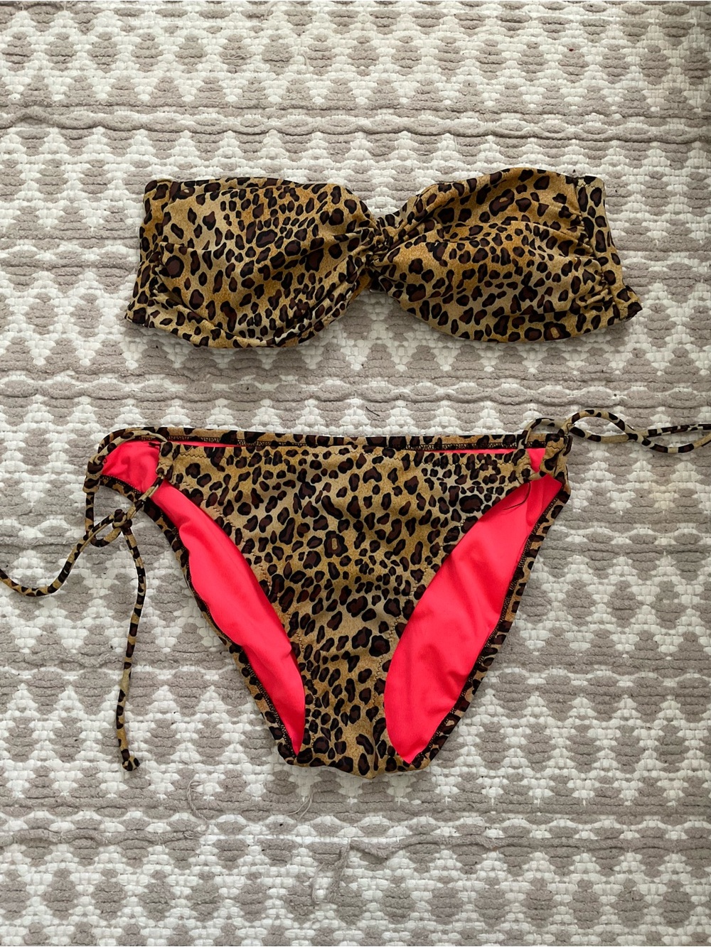 PINK Victoria's Secret Leopard Print Bandeau Bikini with Pink Lining